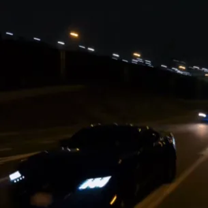 Auto deportivo en una quedada de la comunidad ALCORTE