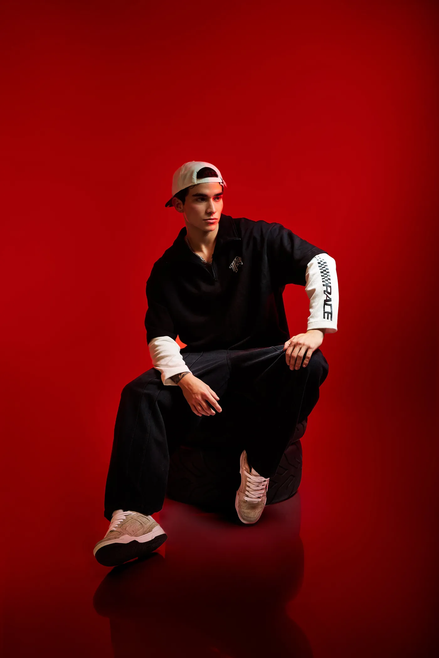 Look completo con el Double Shift ALCORTE y gorra